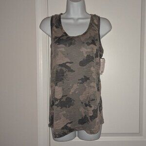 NEW Dari Camouflage Sleeveless Racerback Tank Camo Print Lightweight Top Shirt L